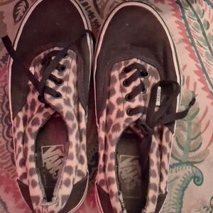 Vans Kids Leopard Canvas Sneakers in Black and Pink